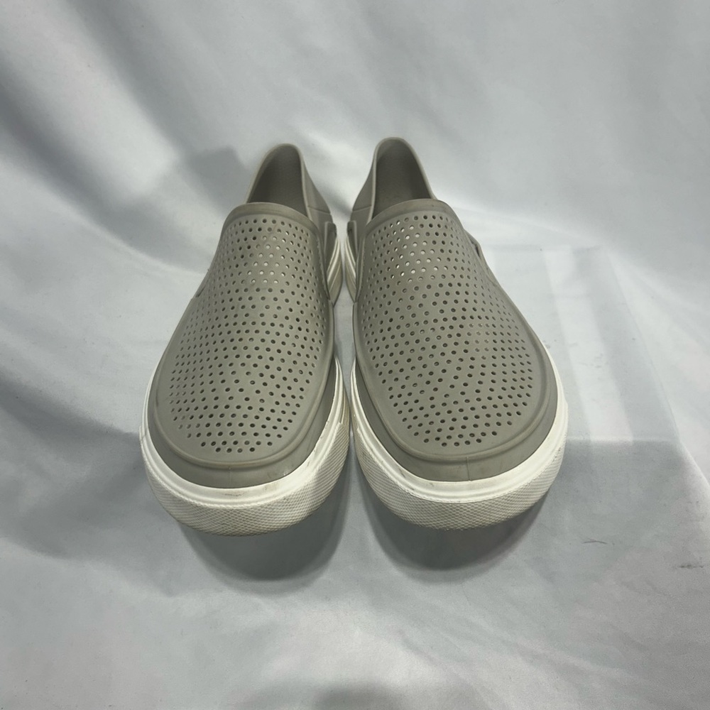 Iconic comfort crocs! Gray and white. Size 9.